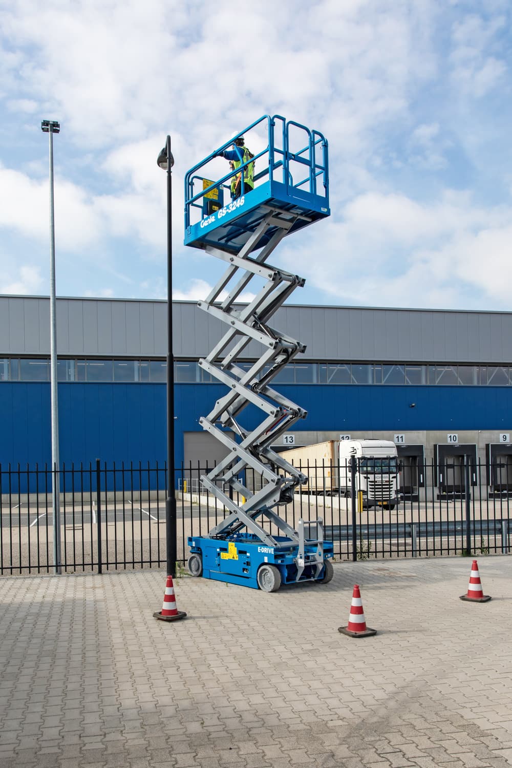 Genie GS-3246 în lucru, imaginea 3